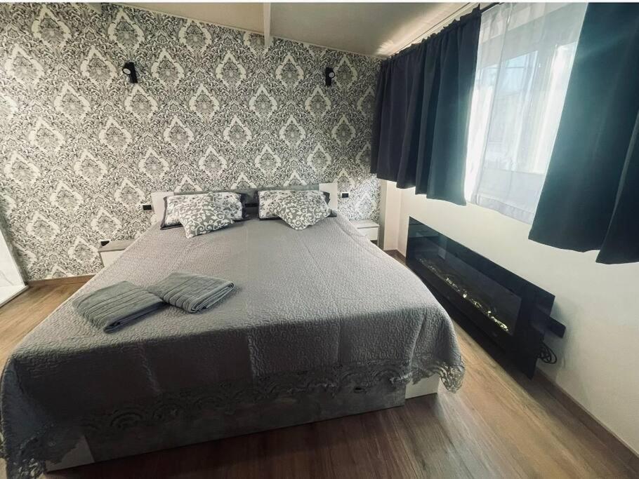 Suites Grey In Centro Randazzo Kültér fotó